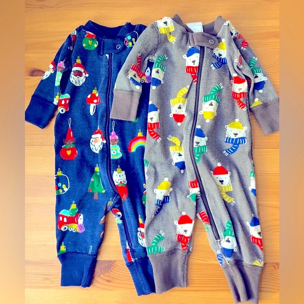 Hanna Andersson 0-3mos organic cotton zip sleepers lot of two